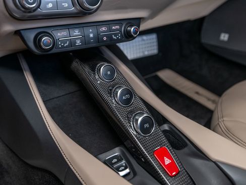 Certified 2023 Ferrari Portofino M RWD image 25