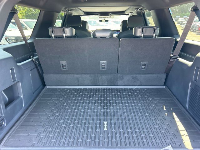 New 2027 Lincoln Navigator L Reserve w/ Jet Appearance Package AWD/4WD image 12
