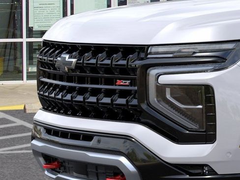 New 2025 Chevrolet Suburban Z71 w/ Z71 Off-Road Package image 14