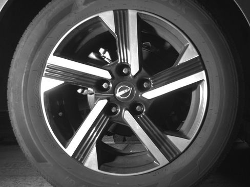 Used 2025 Nissan Sentra SV image 15