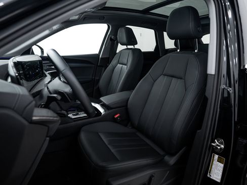 Certified 2025 Audi Q5 Premium Plus w/ Premium Plus image 13