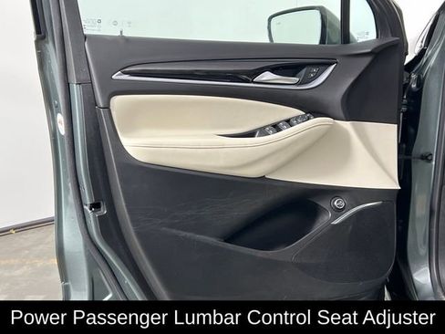 Used 2023 Buick Enclave Essence image 22