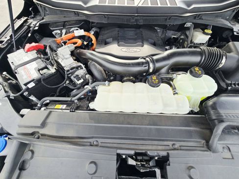 Used 2022 Ford F150 Lariat w/ Equipment Group 502A High AWD/4WD image 22