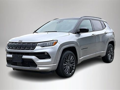 Used 2022 Jeep Compass High Altitude image 2