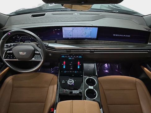 Used 2025 Cadillac Escalade Premium Luxury w/ Touring Package AWD/4WD image 12