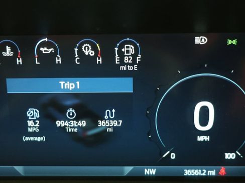 Used 2024 Ford F350 Lariat w/ Chrome Package image 12