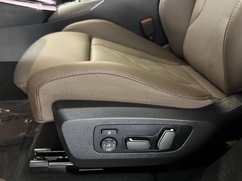 Used 2025 BMW X3 xDrive30i w/ Convenience Package image 15