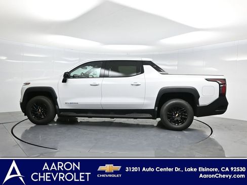 New 2026 Chevrolet Silverado EV LT image 40