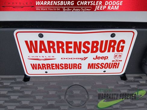 New 2026 RAM 1500 Laramie AWD/4WD image 33