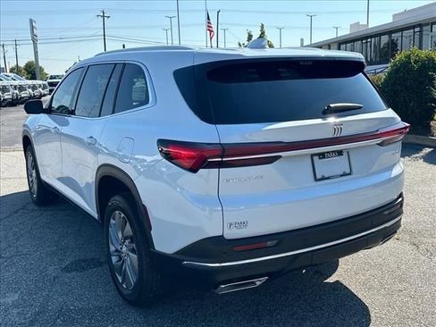 New 2027 Buick Enclave Preferred w/ Power Package FWD image 8