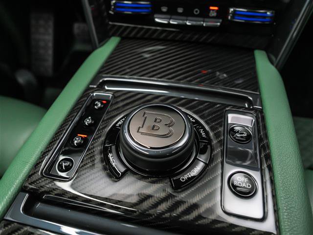 Used 2025 Rolls-Royce Cullinan AWD/4WD image 25