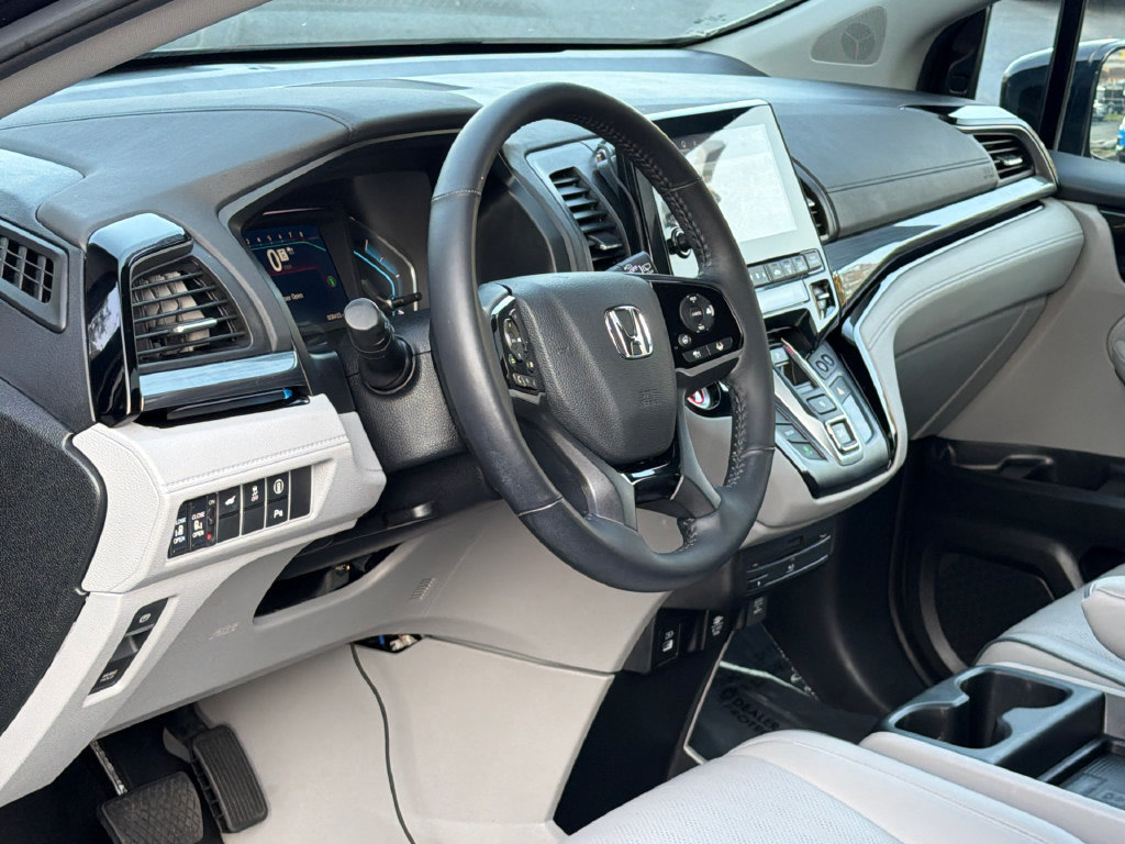 Used 2024 Honda Odyssey Elite image 15
