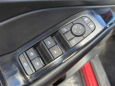 Certified 2025 Nissan Rogue S image 25