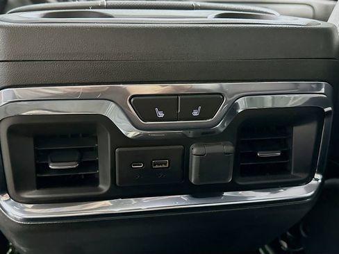 Used 2020 GMC Sierra 1500 AT4 w/ AT4 Premium Package AWD/4WD image 29