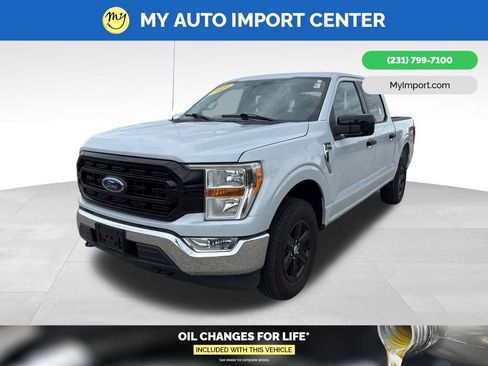 Used 2021 Ford F150 XLT w/ Equipment Group 301A Mid image 3