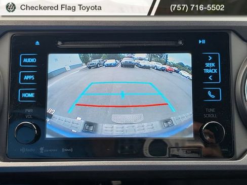 Used 2018 Toyota Tacoma TRD Off-Road AWD/4WD image 16