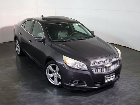 Used 2013 Chevrolet Malibu LTZ FWD image 7