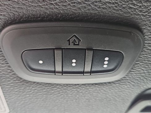 Used 2021 Jeep Gladiator Mojave AWD/4WD image 24