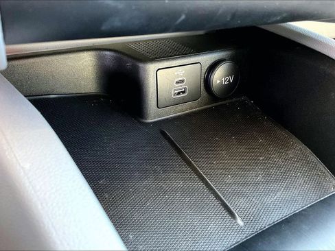 Used 2024 Ford Escape Active image 31