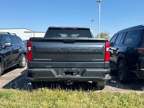 Used 2022 Chevrolet Silverado 1500 Custom image 5