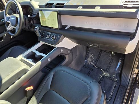 Used 2025 Land Rover Defender 110 S AWD/4WD image 21