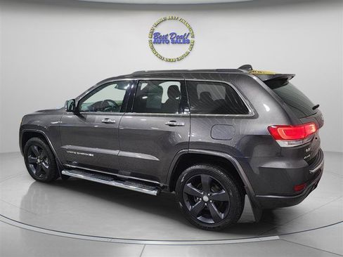 Used 2015 Jeep Grand Cherokee Overland w/ Advanced Technology Group AWD/4WD image 4