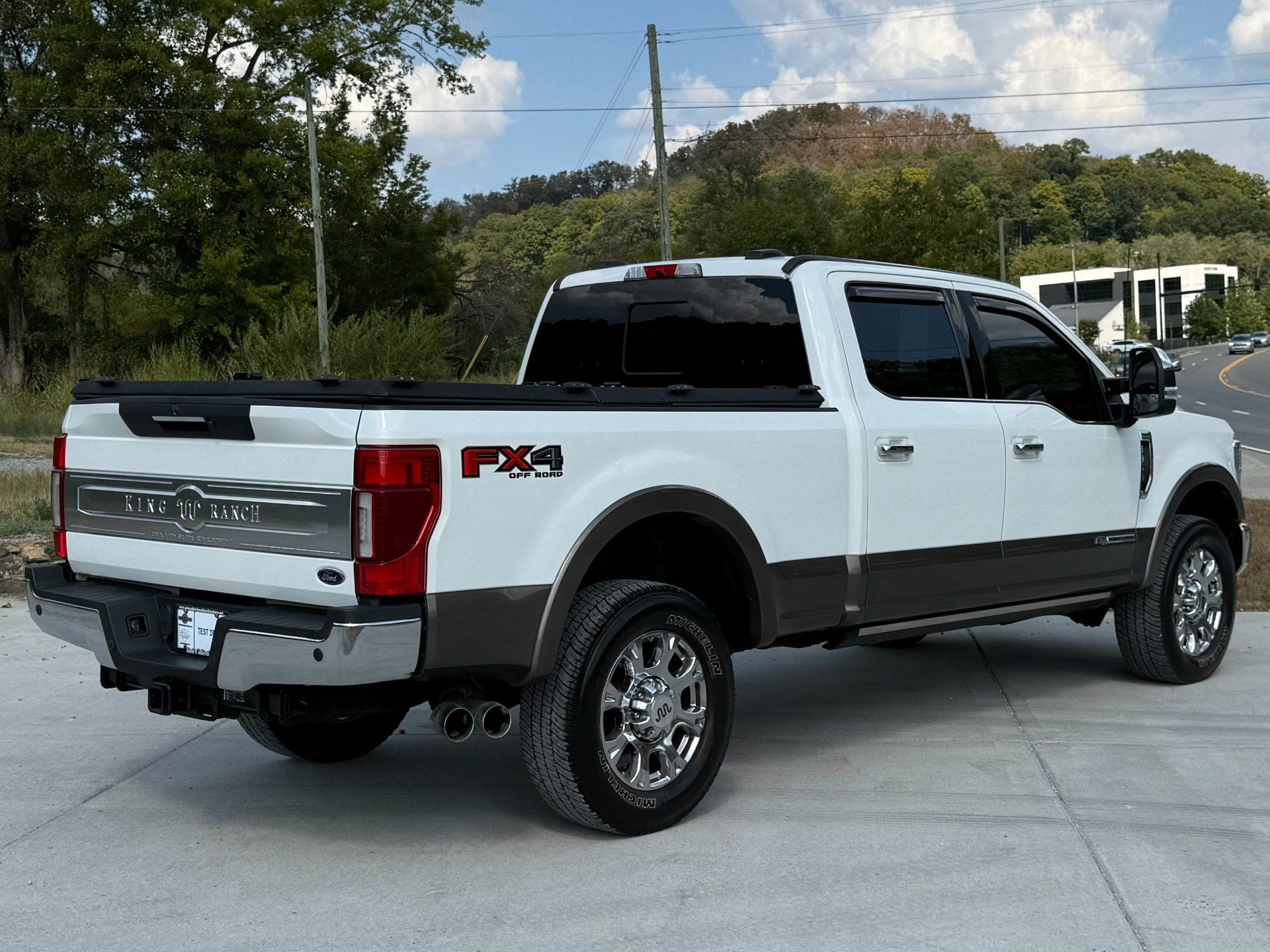 Used 2022 Ford F350 King Ranch w/ King Ranch Ultimate Package AWD/4WD image 3