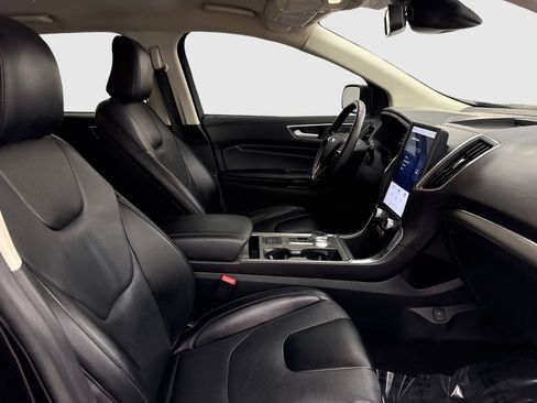 Used 2022 Ford Edge Titanium AWD/4WD image 40