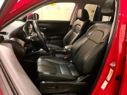 Used 2025 Honda HR-V EX-L image 8