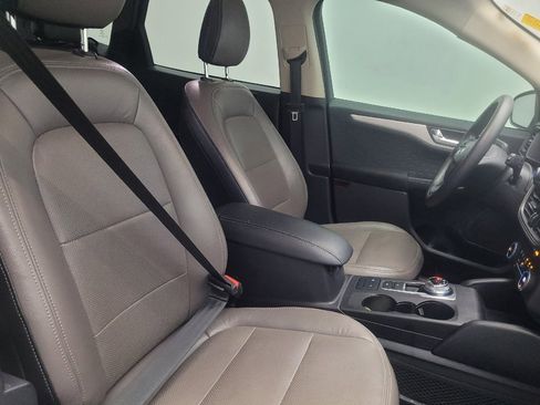Used 2020 Ford Escape SE FWD image 21