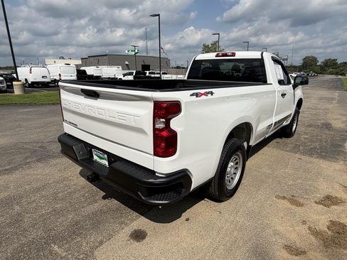 Used 2025 Chevrolet Silverado 1500 W/T w/ WT Value Package AWD/4WD image 3