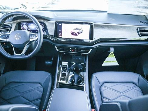 New 2026 Volkswagen Atlas SE image 21