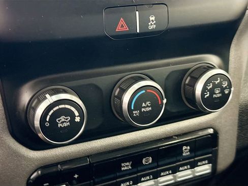 Used 2019 RAM 2500 Tradesman image 16