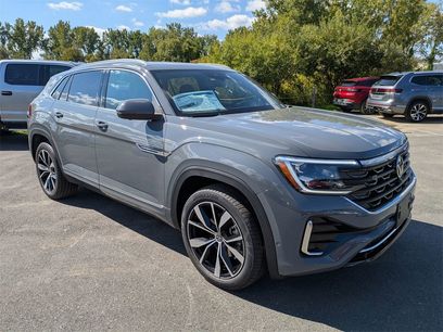 New 2026 Volkswagen Atlas Cross Sport SEL Premium R-Line