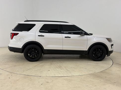 Used 2018 Ford Explorer Sport AWD/4WD image 8