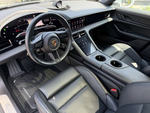 Certified 2023 Porsche Taycan 4S image 4