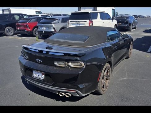 Used 2022 Chevrolet Camaro SS RWD image 4
