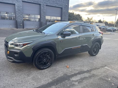 Used 2024 Subaru Crosstrek 2.5i Wilderness image 3