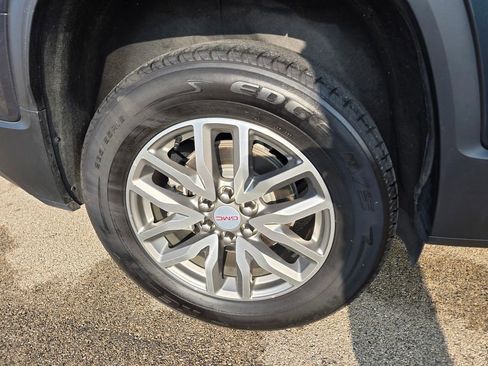 Used 2019 GMC Acadia SLE w/ Driver Alert Package I image 40