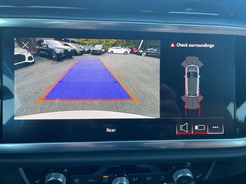 Used 2023 Audi Q3 2.0T Premium w/ Convenience Package image 75