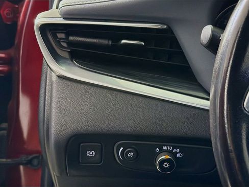 Used 2021 Buick Enclave Essence w/ Sport Touring Edition image 12