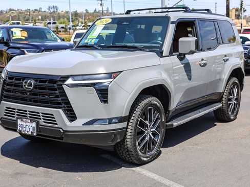 Used 2024 Lexus GX 550 AWD/4WD image 23