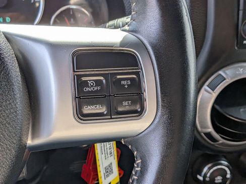 Used 2017 Jeep Wrangler Freedom Edition image 13