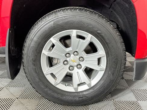 Used 2020 Chevrolet Colorado LT image 30