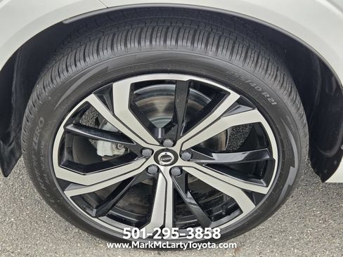 Used 2023 Volvo XC60 B5 Ultimate w/ Protection Package Premier FWD image 16