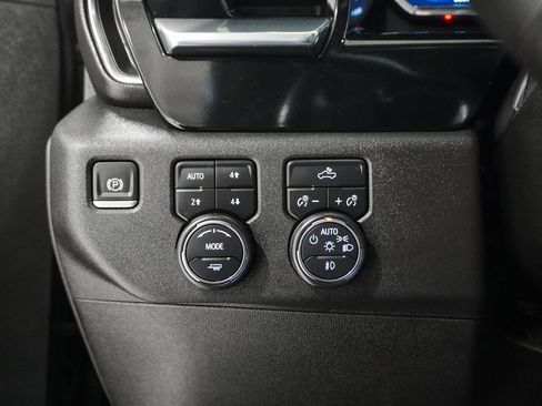 Used 2024 Chevrolet Silverado 1500 RST image 22