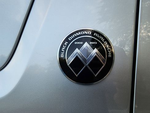 Used 2013 Chevrolet Avalanche LT image 9