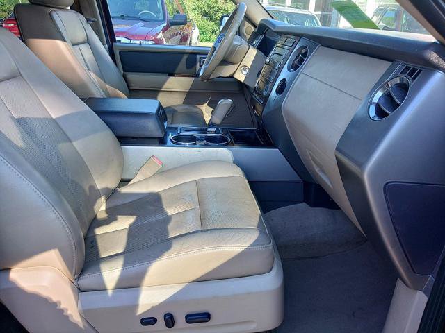 Used 2014 Ford Expedition EL XLT w/ Equipment Group 202A AWD/4WD image 20