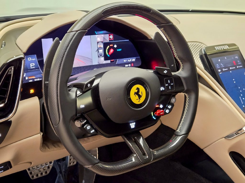 Used 2022 Ferrari Roma RWD image 34