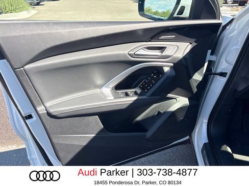 Used 2025 Audi Q5 Premium Plus AWD/4WD image 10